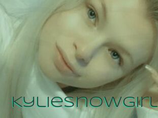 KylieSnowGirl