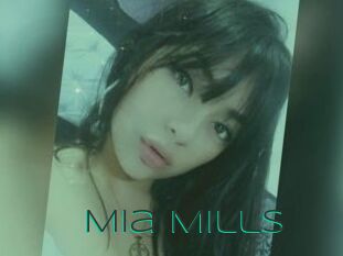 Mia_Mills