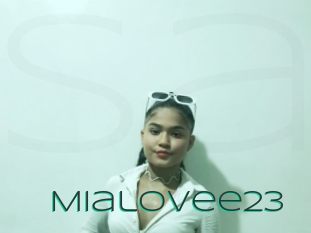 Mialovee23