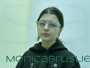 Monicabruslie