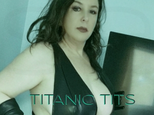 TITANIC_TITS