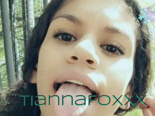 TiannaFoxxx