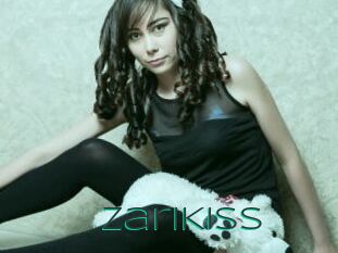 ZariKiss